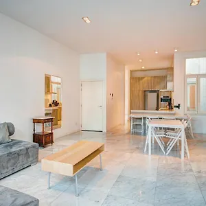 https://saint-pauls-lodge.brusselshotelsbook.com